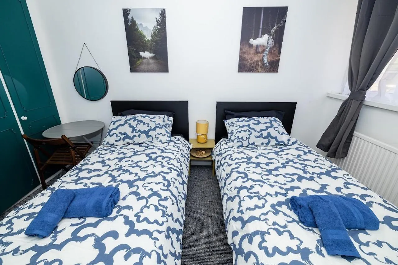 Nice Rooms In Mile End London Homestay